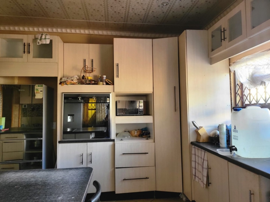 4 Bedroom Property for Sale in Dawkinsville North West